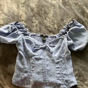 Forever 21 cute blue cropped dressy shirt